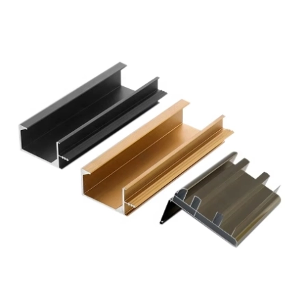 Aluminiumprofilmuster mit dunklen, goldfarbenen und silberfarbenen Oberflächen